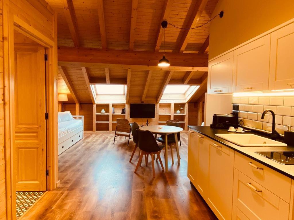 Apartamentos La Casina De Los Musicos Siero エクステリア 写真
